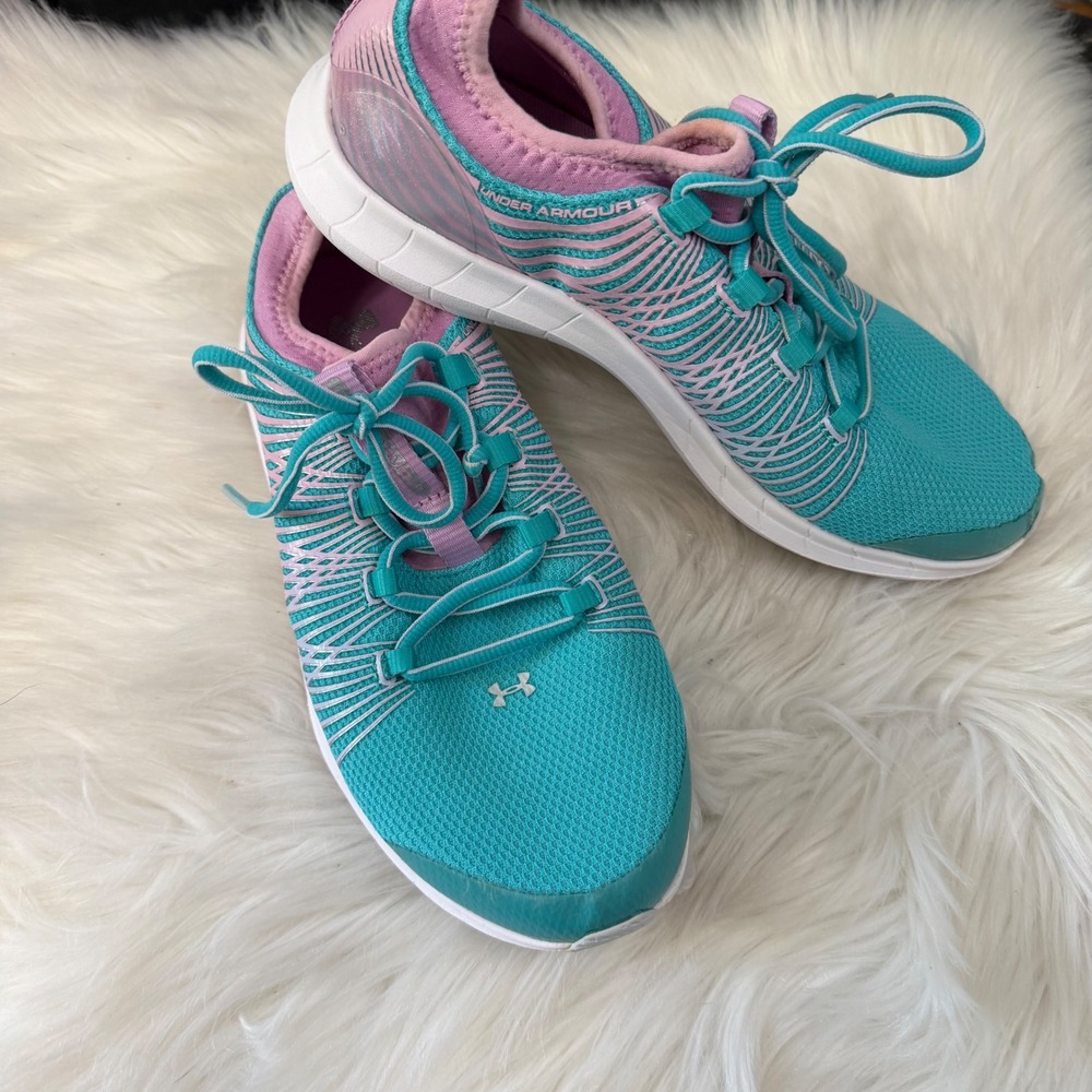Under Armour - Colorful Youth Sneakers EUC